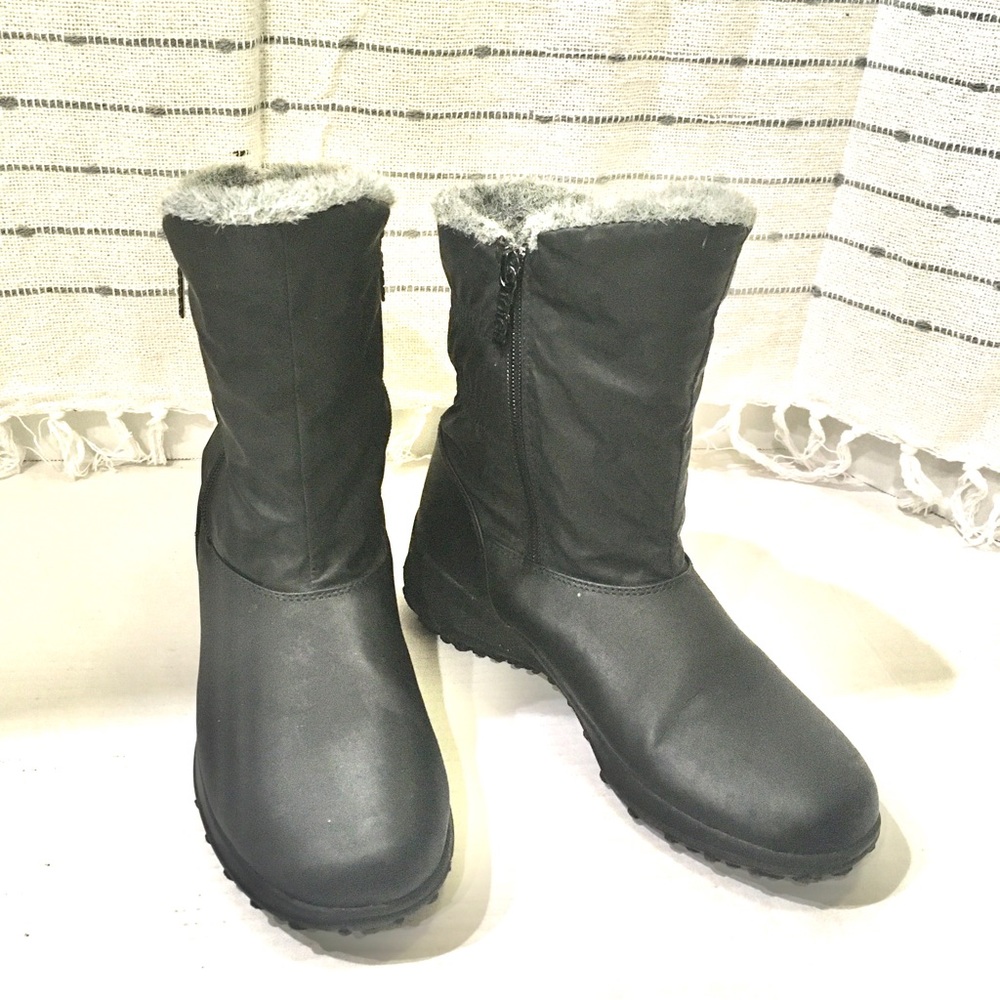 Totes winter boots, over the ankle, black, size 8M